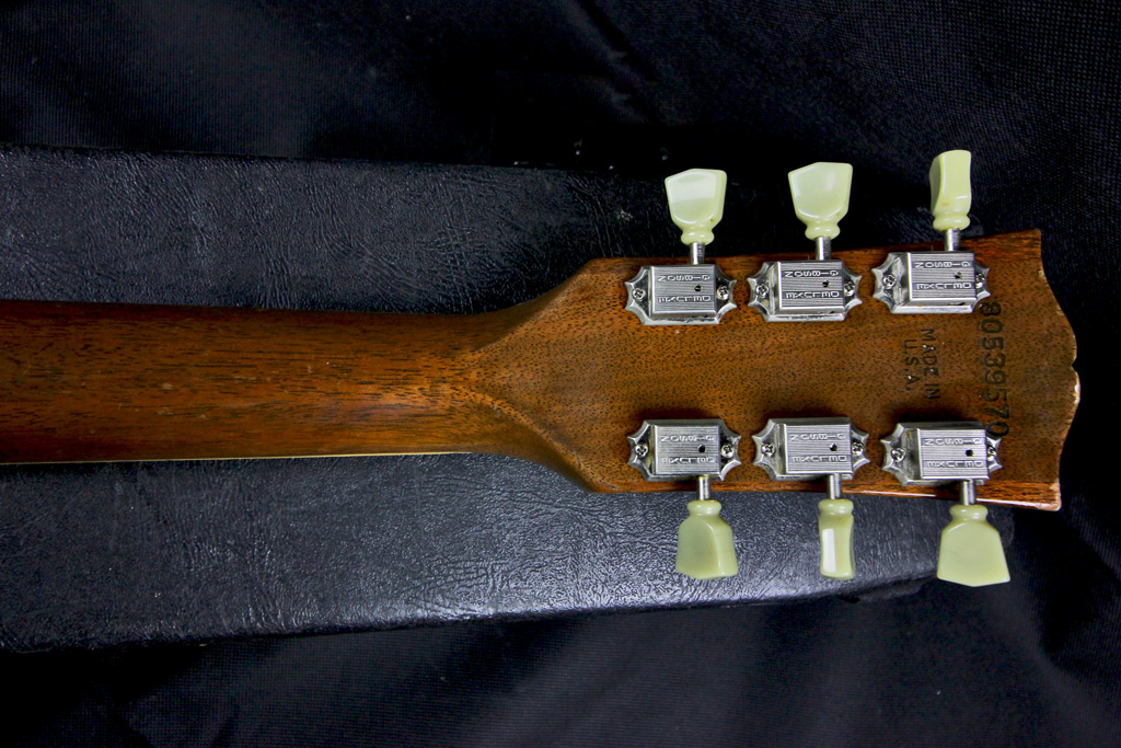 Die Seriennummer einer Gibson Les Paul von 1989. Die erste und fünfte Zahl stellen das Baujahr dar.